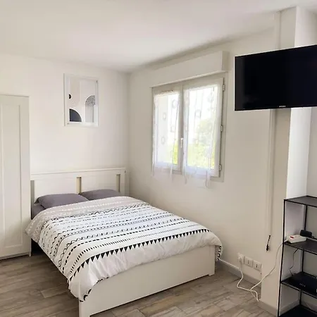 Apartamento Luxurious And Stylish Between & Paris *